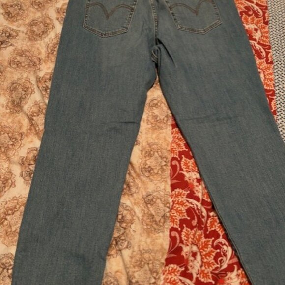 Levi's Wedgie Skinny Jean - 16W - Picture 3 of 3